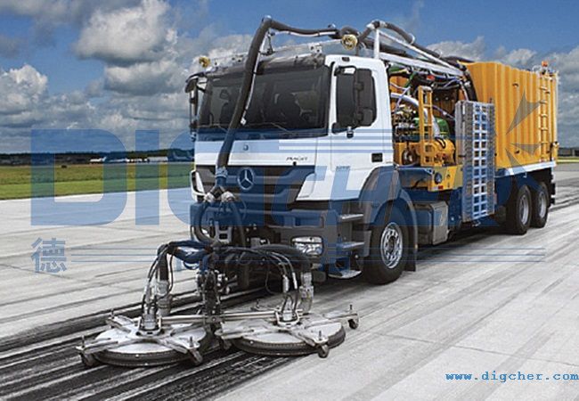 高壓水機場跑道除膠車
