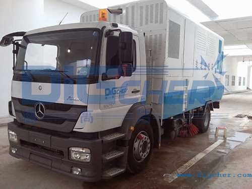 德高潔軌道清洗車